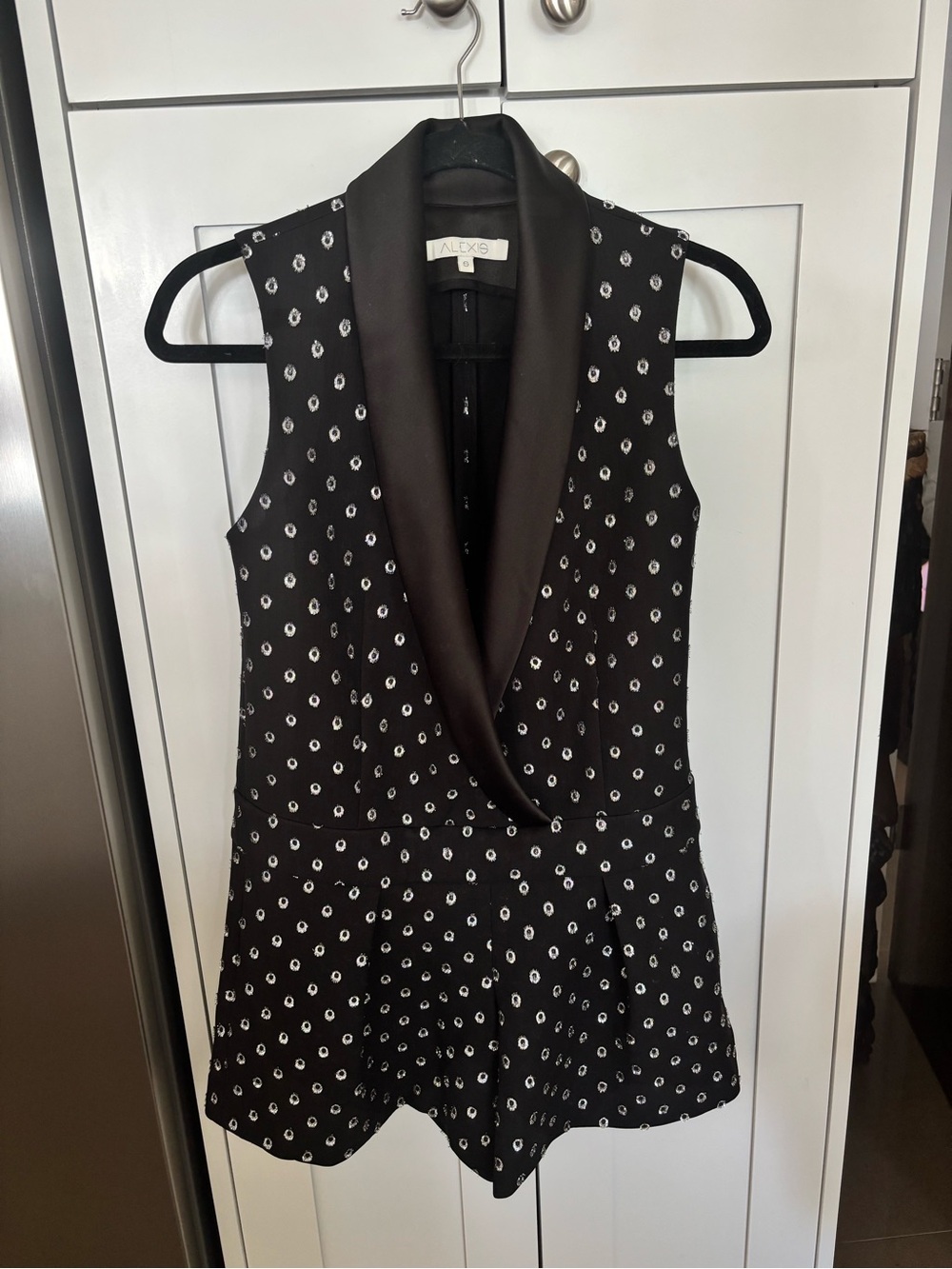 Alexis Black and White Patterned Sleeveless Romper with Satin Collar